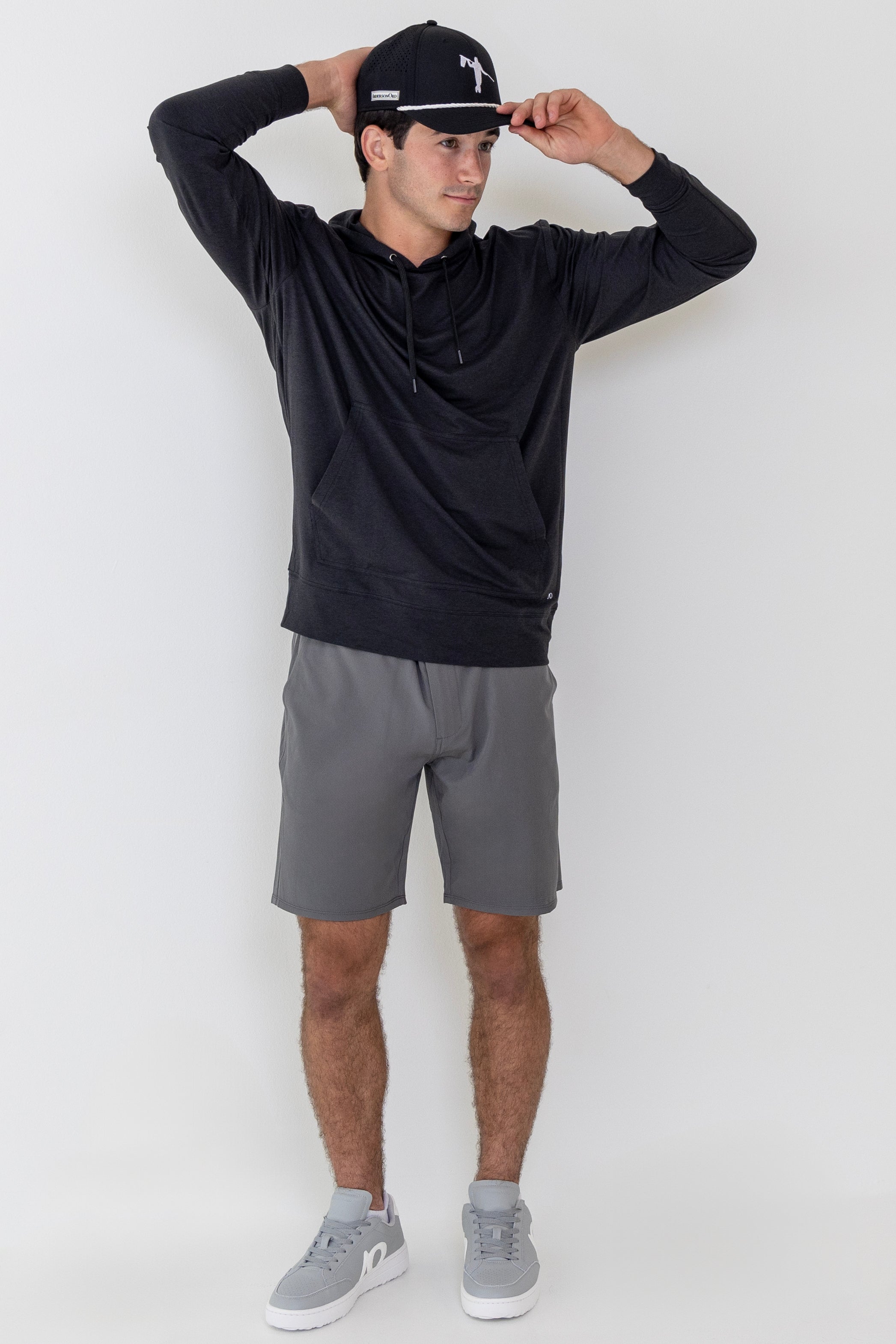 AO COAST1 KPMG - Grey/White