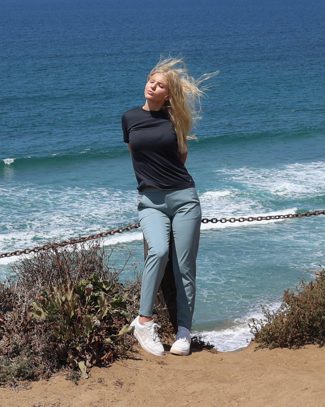 Women's Crewneck Butter T - Black Heather