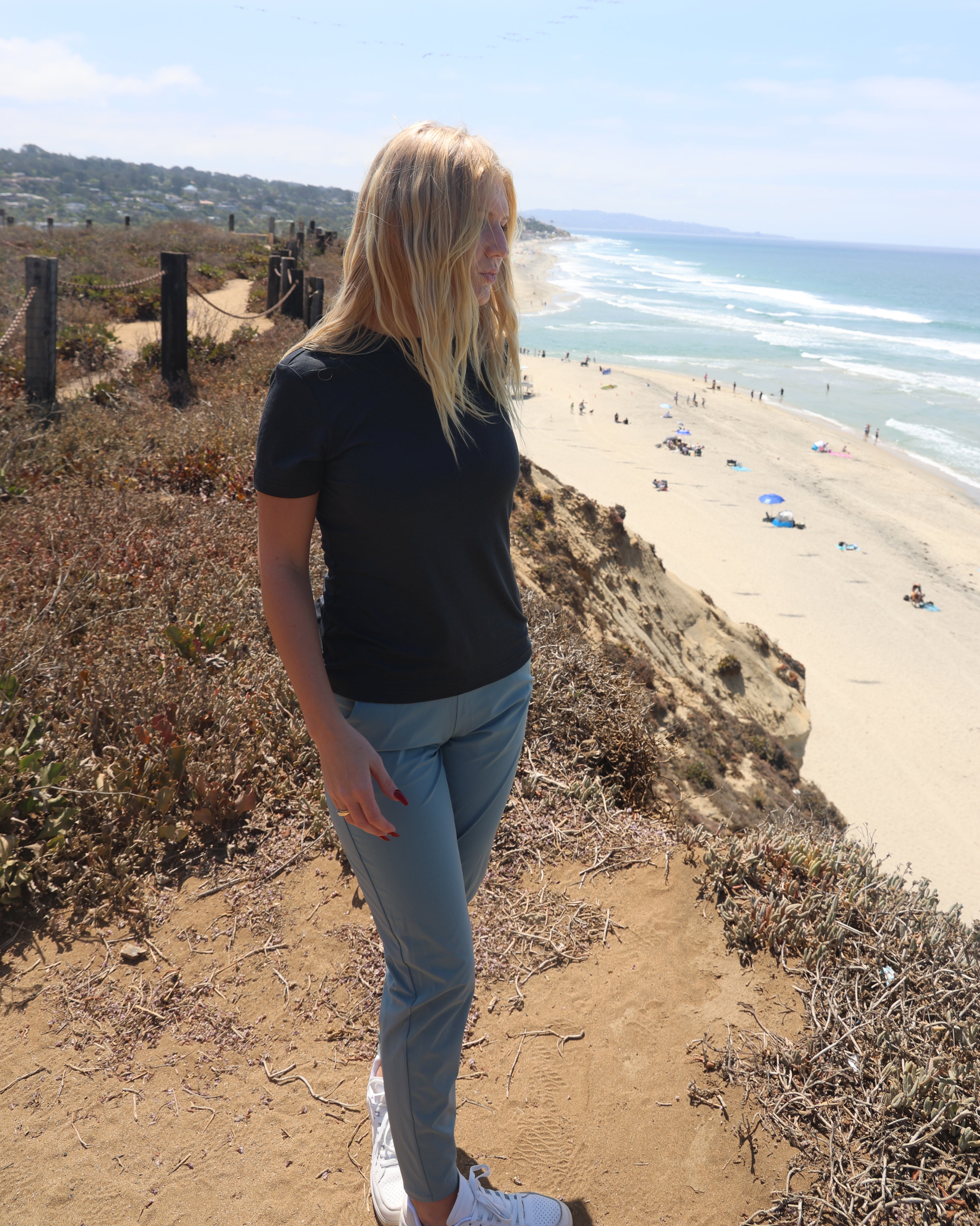 Women's Crewneck Butter T - Black Heather