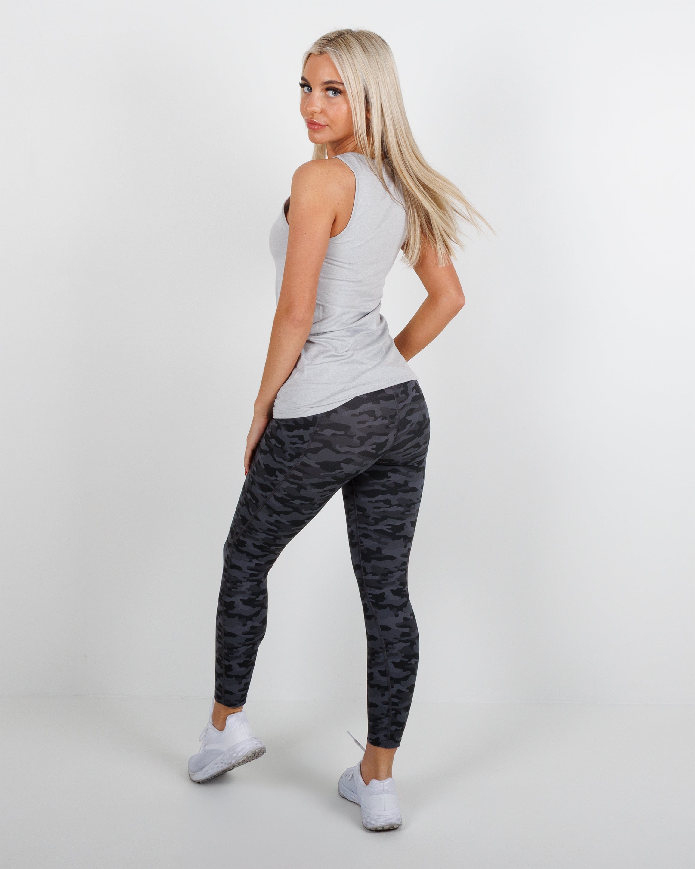 Women's Ultimate Legging - Black Camo