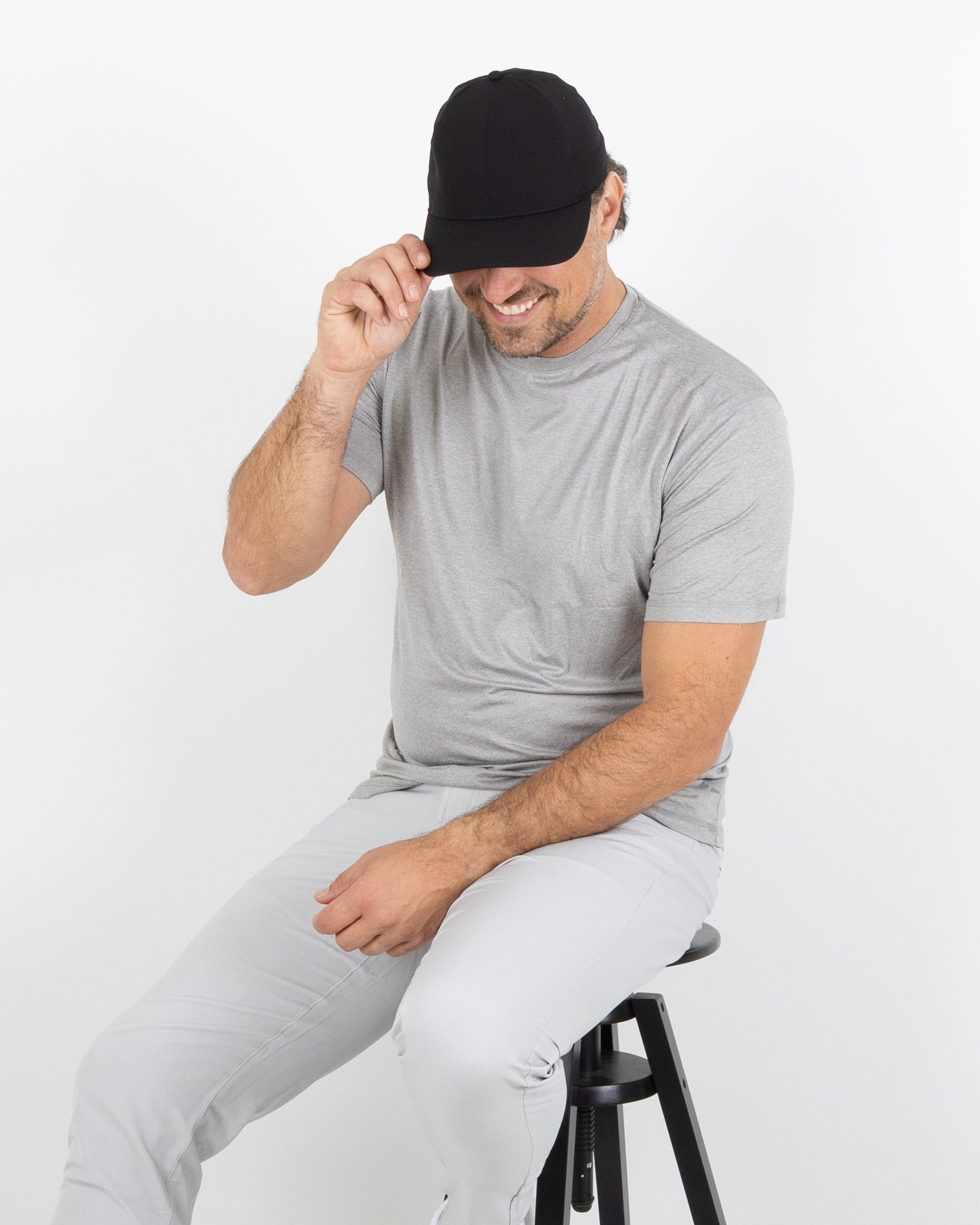 AO Performance Fitted Hat - Black