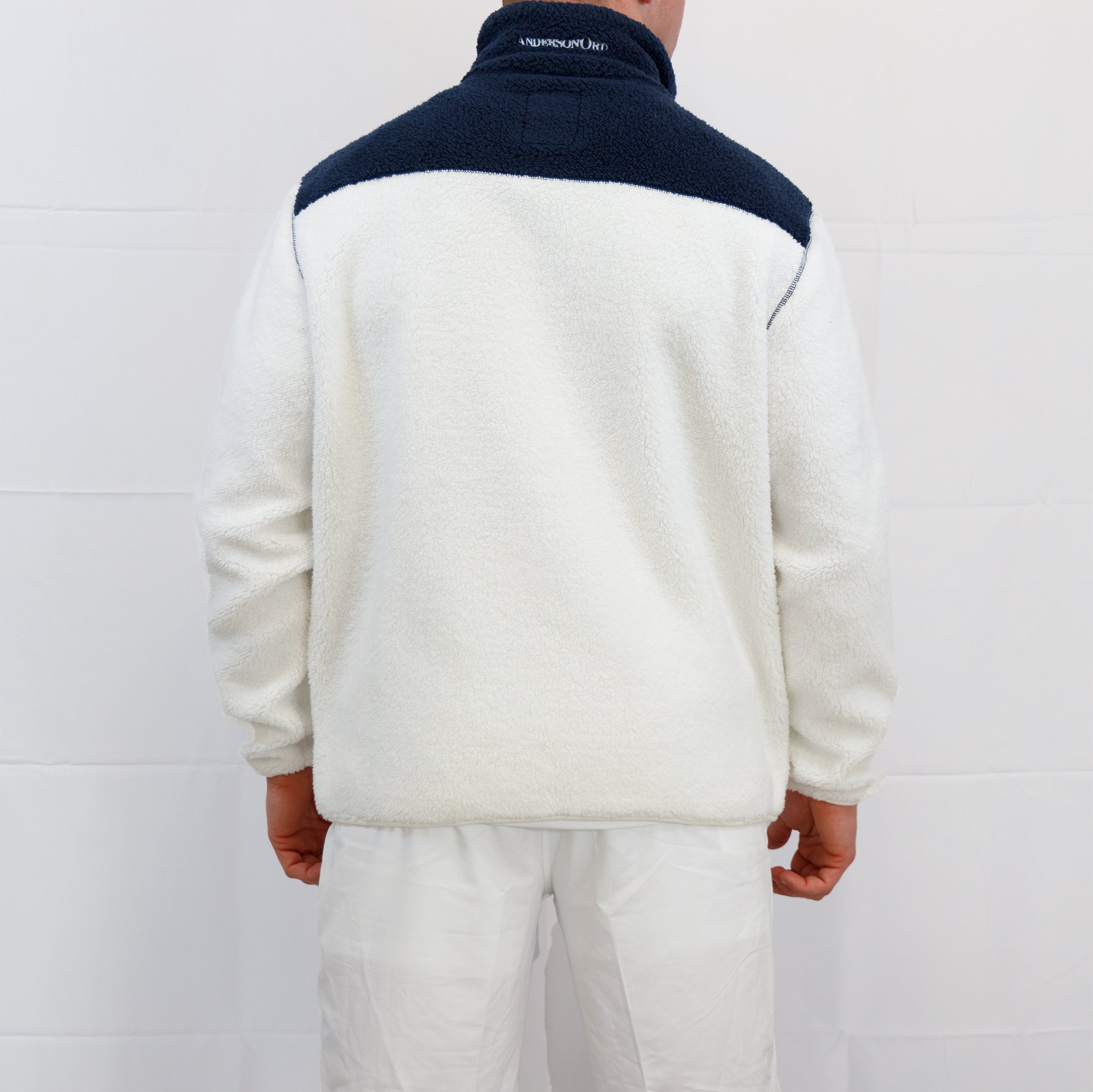 Lux Fleece - White/Navy