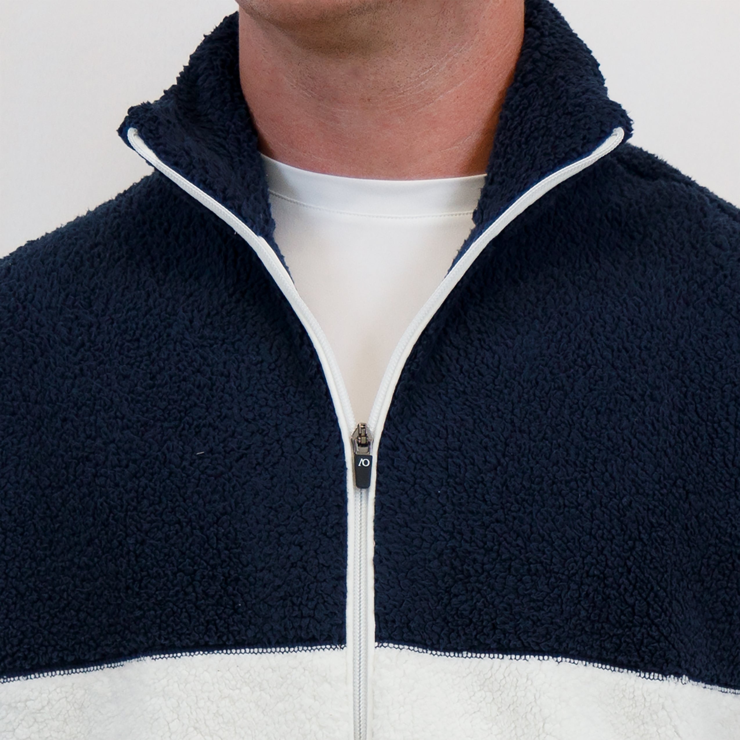 Lux Fleece - White/Navy